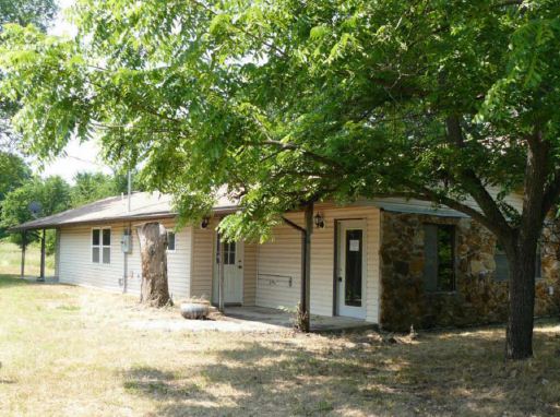 2272 Osage Rd, Fort Scott, KS 66701 