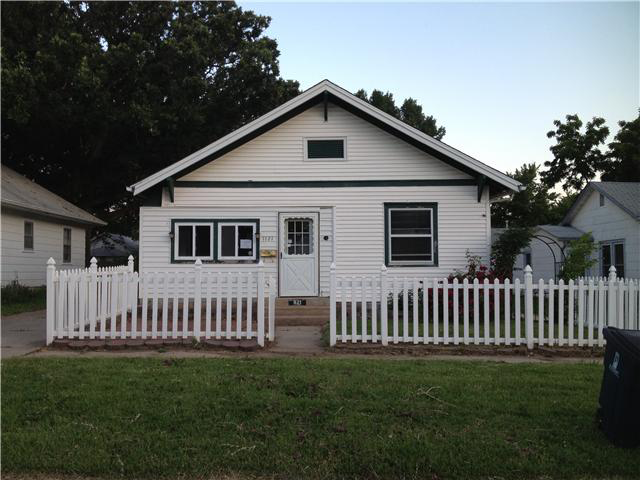 1121 W 2nd Ave, El Dorado, KS 67042 