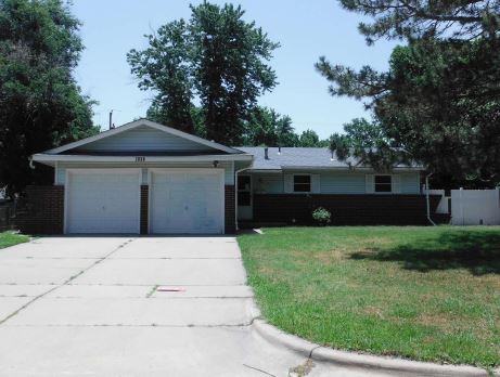 8501 W Hickory Ln, Wichita, KS 67212 