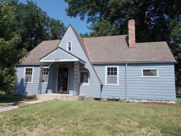 4771 Falmouth Rd, Roeland Park, KS 66205 