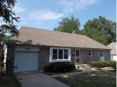 7212 W 72nd Street, Overland Park, KS 66204 