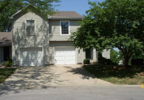 8518 W 109th Ter, Overland Park, KS 66210 