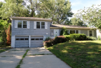 5916 W 101st Street, Overland Park, KS 66207 