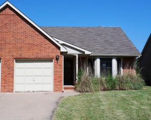 1828 S Stacey St, Wichita, KS 67207 