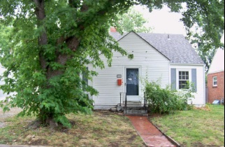 544 S Broadview St, Wichita, KS 67218 