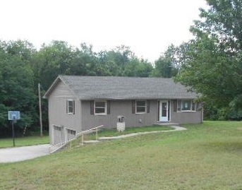 11166 230th St, Linwood, KS 66052 