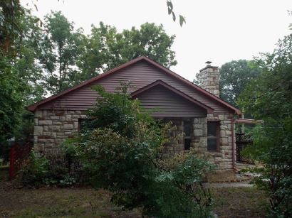 700 High Street, Edwardsville, KS 66111 