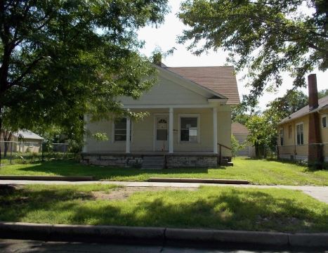 720 S Martinson St, Wichita, KS 67213 