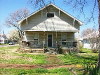 9Th, Wellington, KS 67152 