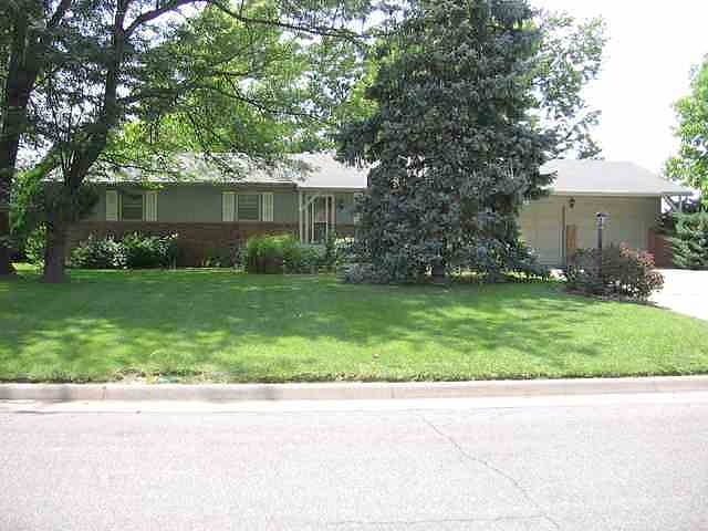 Quivira Dr, Hutchinson, KS 67502 