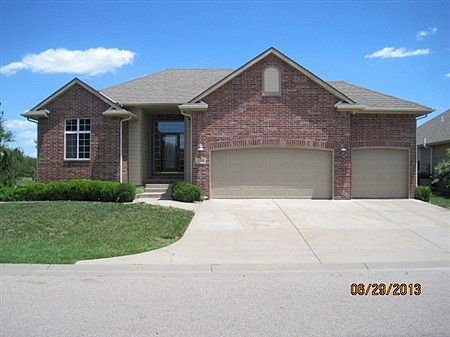 N Split Rail St, Wichita, KS 67201 
