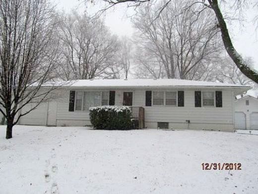 Locust, Eudora, KS 66025 