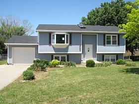 Mt Vernon Terr, Emporia, KS 66801 