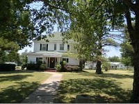 Florida, Columbus, KS 66725 