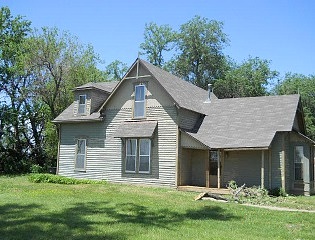 Avenue R, Sterling, KS 67579 