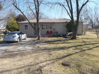S Ashby Ave, Chanute, KS 66720 