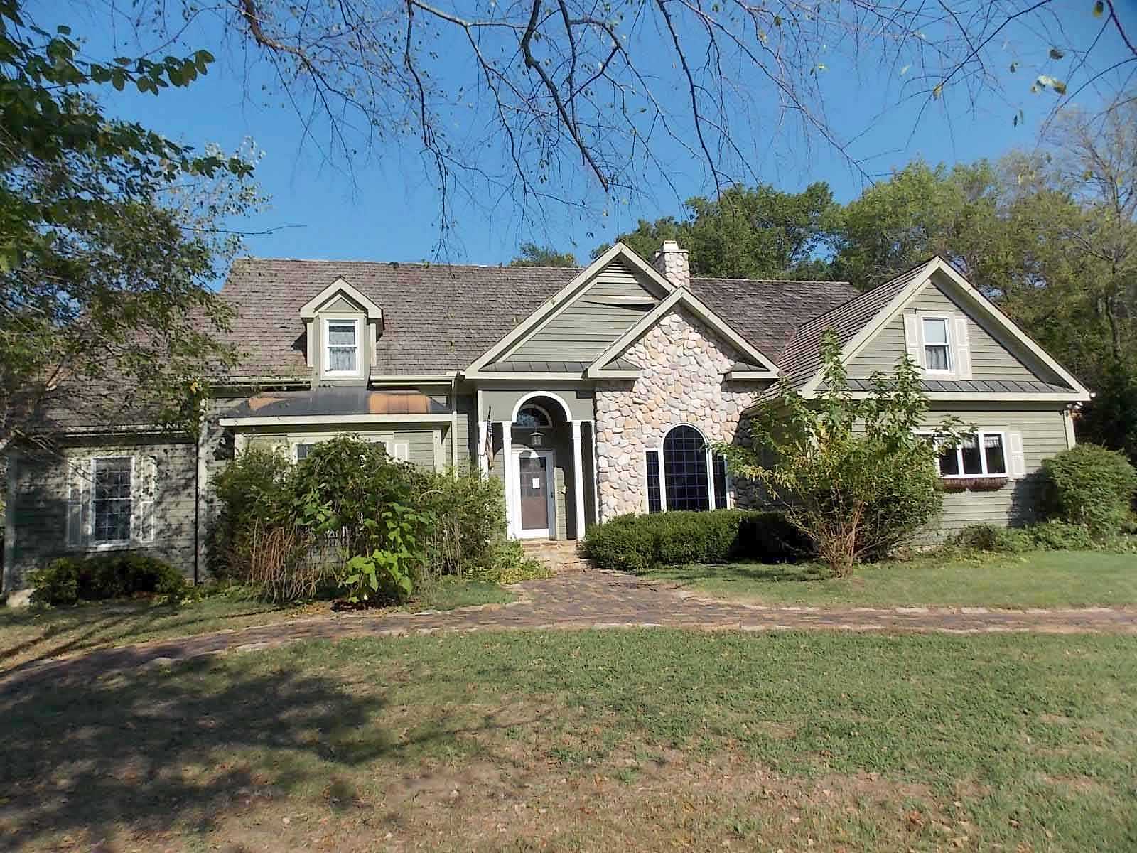 Georgia, Pittsburg, KS 66762 