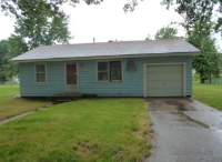 1219 Richard Ave, Parsons, KS 67357 