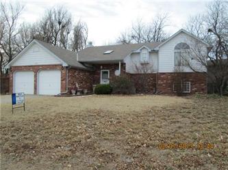 2107 Malcolm St, Wichita, KS 67208 