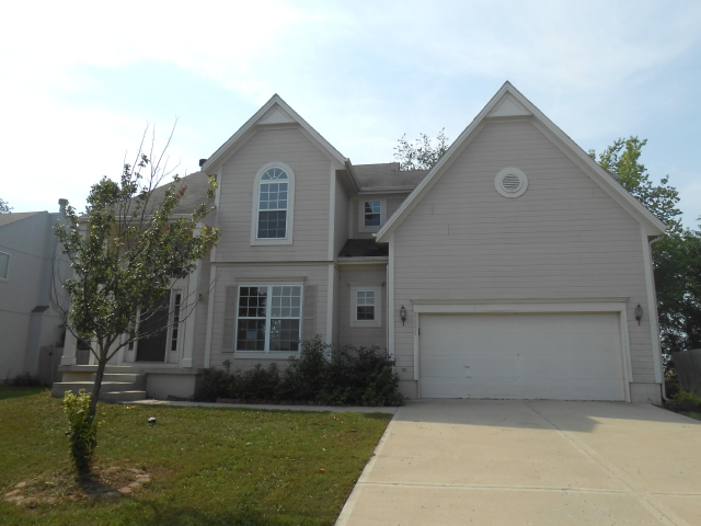 20511 W 220th Street, Spring Hill, KS 66083 