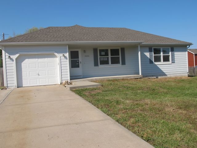 33086 W 88th Terrace, De Soto, KS 66018 