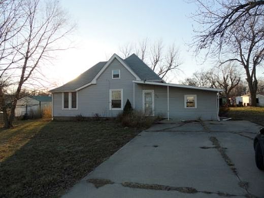 Seabury Street, Effingham, KS 66023 