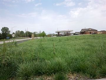 & Center Street, Gardner, KS 66030 