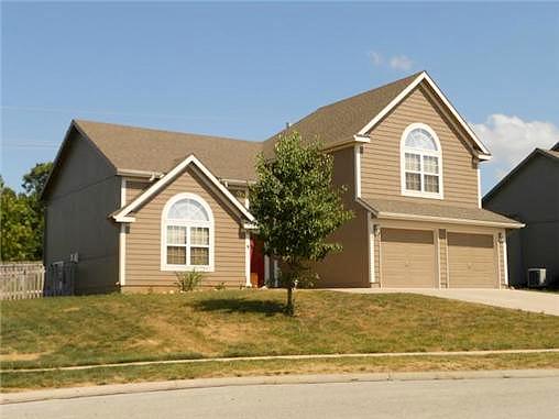 Howard, Louisburg, KS 66053 