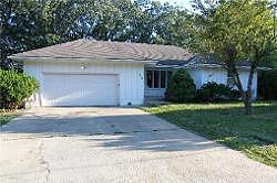 Main, Stilwell, KS 66085 