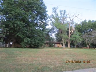 8185 Wea St, De Soto, KS 66018 