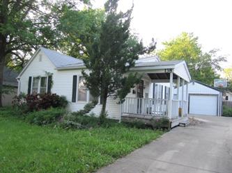 138 W Warren Street, Gardner, KS 66030 