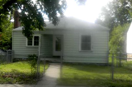 2425 Stewart Ave, Kansas City, KS 66104 