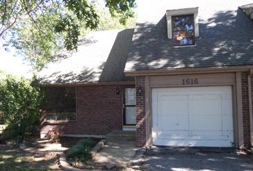 1616 E Cedar Place, Olathe, KS 66062 