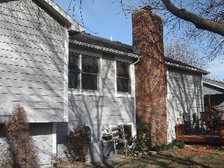 3921 W 8th St., Lawrence, KS 66049 