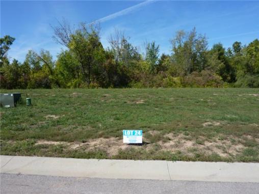 1128 Tamarisk Dr, Leavenworth, KS 66048 