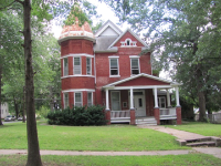 301 Elm, Leavenworth, KS 66048 