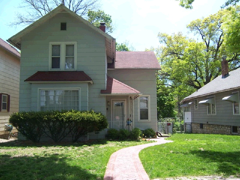 505 Marshall St, Leavenworth, KS 66048 