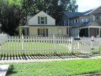 912 3rd Ave, Leavenworth, KS 66048 