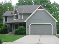 1413 Independence Ct, Leavenworth, KS 66048 