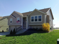 4809 S 22nd St, Leavenworth, KS 66048 