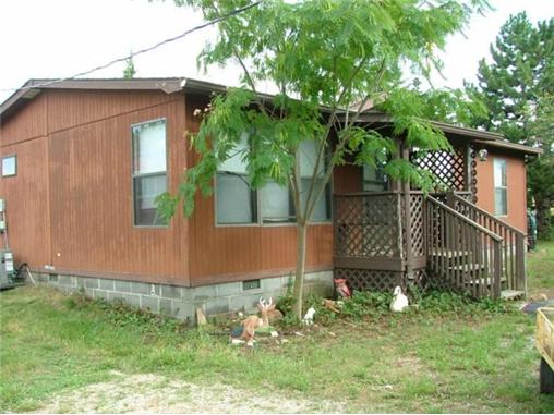 38 Holly Lane, Linn Valley, KS 66040 