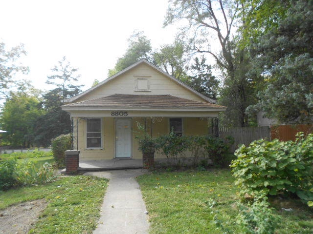 8805 West 49th Street, Shawnee, KS 66203 