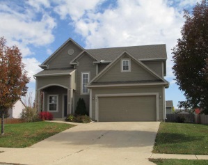 795 N Spruce St, Gardner, KS 66030 