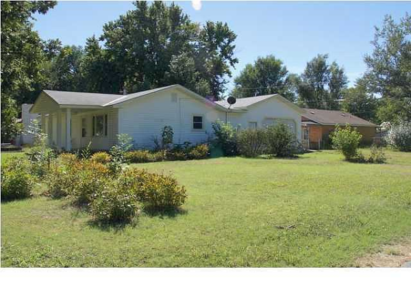 North Pecan # 315 1/2 N Pecan, Douglass, KS 67039 