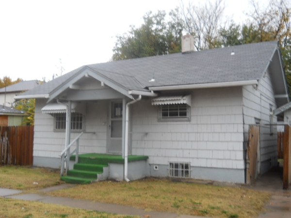 1003 N Poplar St, Hutchinson, KS 67501 