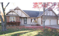 5771 Richards Cir, Shawnee, KS 66216 