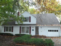 5005 W 71st Street, Prairie Village, KS 66208 