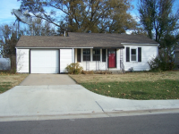 230 N Maynard Ave, Haysville, KS 67060 