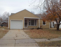 2140 S Estelle St, Wichita, KS 67211 