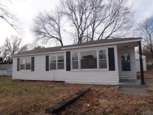 1931 SW Mission Avenue, Topeka, KS 66604 